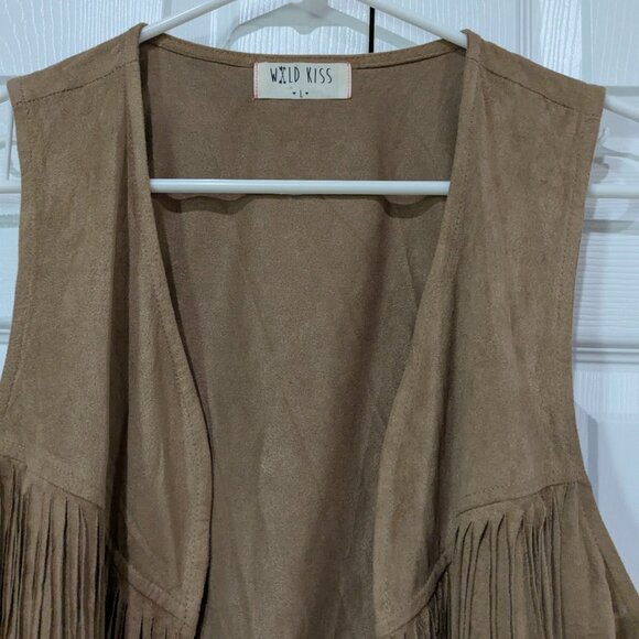 Wild Kiss Women's Fringe Vest, Size Large, Tan - Picture 3 of 12